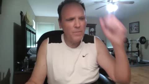 ilike2expose online show from May 2026 05:32:01 PM