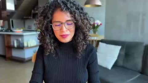 Kloe online show from February 2025 10:31:01 PM