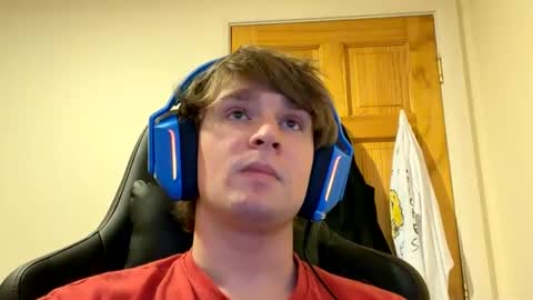 Andreyy online show from March 2026 07:16:02 AM