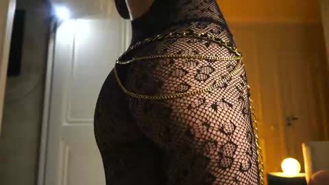 Snapshot of illona_harriss chatting on April 2026 04:41:01 PM illona_harriss online show from April 2026 04:41:01 PM