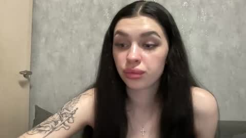 Ilona online show from July 2026 06:32:01 PM