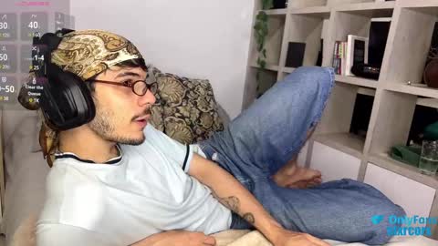 Snapshot of ilytheo chatting on February 2025 02:19:02 AM Theo --- OnlyFans stxrcorx online show from February 2025 02:19:02 AM