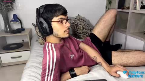 Snapshot of ilytheo chatting on February 2025 02:47:02 AM Theo --- OnlyFans stxrcorx online show from February 2025 02:47:02 AM