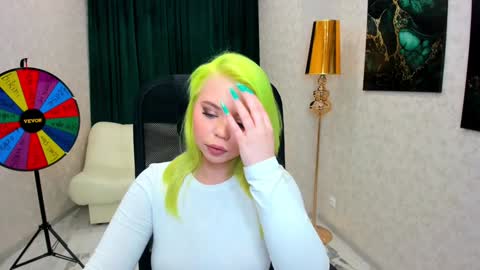 Roxy online show from January 2025 11:17:01 PM