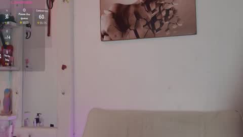 Ariana online show from October 2025 12:28:02 PM