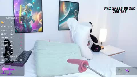 Keity online show from November 2025 09:05:02 PM