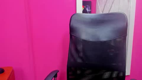 mathias online show from November 2025 05:41:01 AM