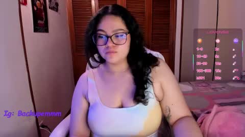 mei mei uwu online show from November 2025 07:58:01 PM