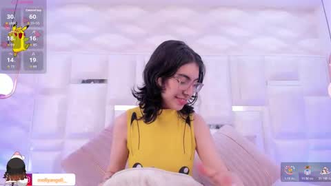 Snapshot of im_molly_angel chatting on November 2025 01:59:02 PM Moly online show from November 2025 01:59:02 PM