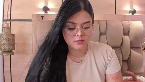 im mou  online show from December 2025 01:07:01 PM