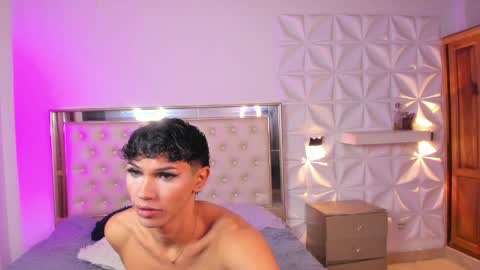 im_sebaslopez online show from May 2026 11:19:01 AM