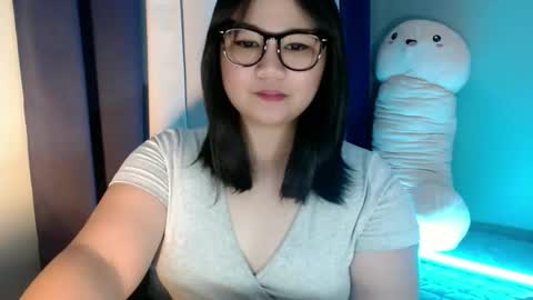 Snapshot of im_ur_cutiewife chatting on October 2025 05:59:01 AM cherryl online show from October 2025 05:59:01 AM