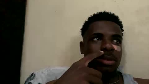 Snapshot of imaking01 chatting on December 2024 05:22:01 PM imaking01 online show from December 2024 05:22:01 PM