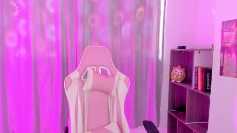 Snapshot of imbabedani chatting on December 2025 08:59:02 PM Danibabe online show from December 2025 08:59:02 PM