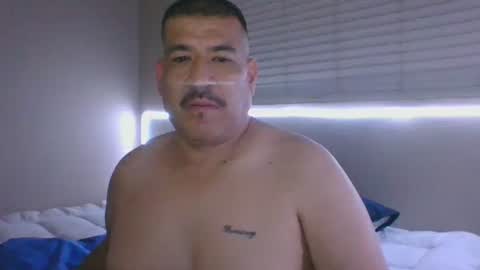 Snapshot of imbackmandosuknw chatting on March 2025 05:49:02 AM imbackmandosuknw online show from March 2025 05:49:02 AM