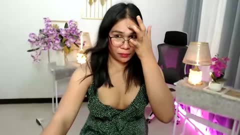 Snapshot of imdestined_foryou chatting on December 2024 01:59:02 AM Ashley online show from December 2024 01:59:02 AM