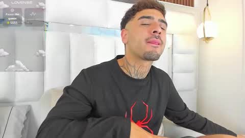 Felipe Ferrer online show from October 2025 09:43:02 AM