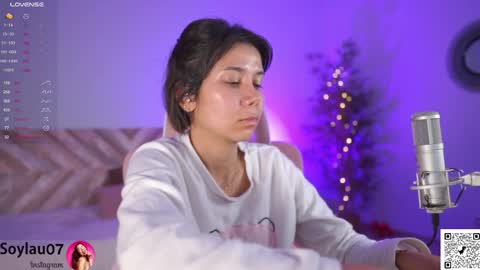 imjess_ online show from October 2025 03:29:02 AM