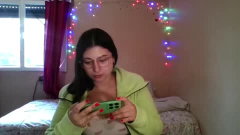 Snapshot of imsohornydacom chatting on April 2026 06:21:01 PM Florencia online show from April 2026 06:21:01 PM