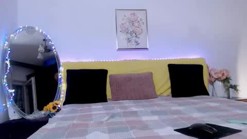 Ina online show from November 2025 02:46:02 AM