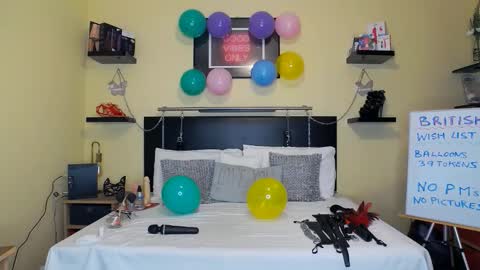 Snapshot of inannalove chatting on November 2025 11:12:01 AM inannalove online show from November 2025 11:12:01 AM