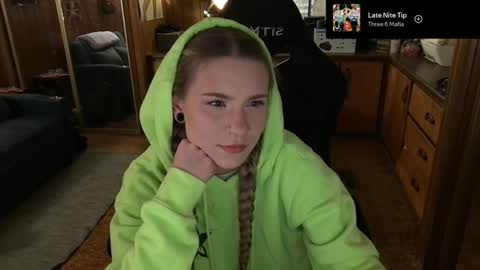 Carter online show from February 2025 04:42:01 AM