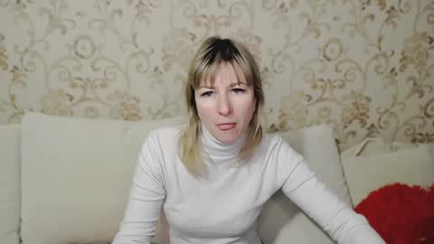 incredible_ariela online show from December 2024 10:23:02 AM