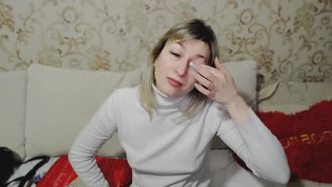 incredible_ariela online show from December 2024 04:32:02 PM