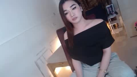 indestructabletrixie online show from February 2026 03:37:02 AM