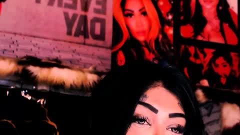 Bella Ambrosia online show from April 2026 07:09:02 PM