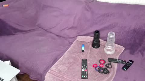 indian_exhibitionist online show from January 2025 09:14:02 PM