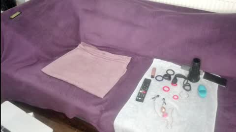 indian_exhibitionist online show from April 2026 09:45:01 PM