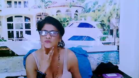 Snapshot of indianallure chatting on January 2025 12:57:02 PM Femiez online show from January 2025 12:57:02 PM