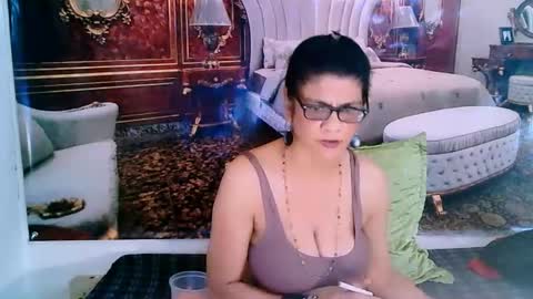 Snapshot of indianallure chatting on January 2025 06:24:02 AM Femiez online show from January 2025 06:24:02 AM