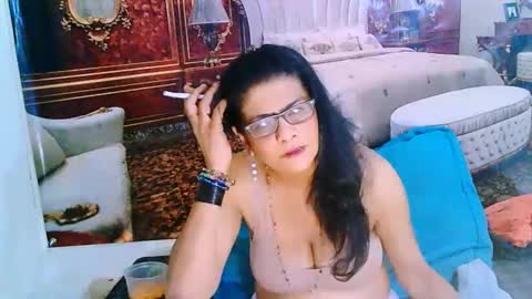 Snapshot of indianallure chatting on February 2025 05:28:02 AM Femiez online show from February 2025 05:28:02 AM