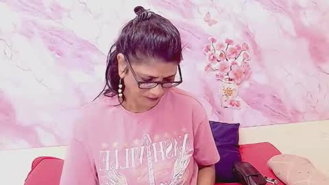 Femiez online show from February 2026 05:33:02 AM