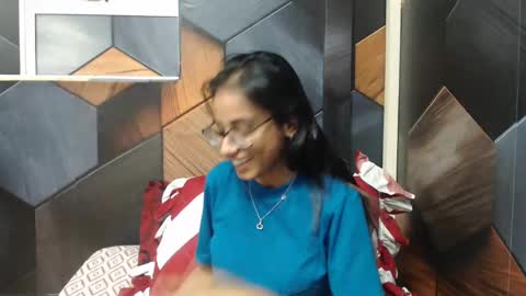 Snapshot of indianarmani chatting on February 2025 06:24:02 AM Armani online show from February 2025 06:24:02 AM