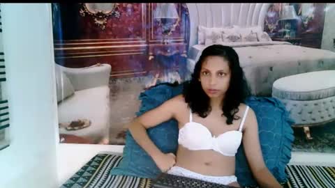 Jade online show from January 2025 10:17:01 AM