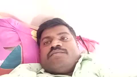 Snapshot of indianhairycheast chatting on October 2025 04:37:02 AM Indianhairychest online show from October 2025 04:37:02 AM