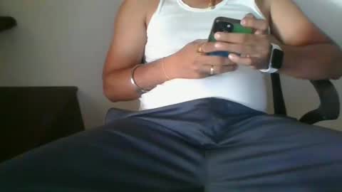 Snapshot of indianlover1433 chatting on February 2025 10:18:02 AM Indian lover online show from February 2025 10:18:02 AM