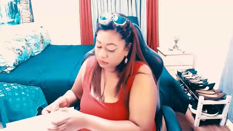 Amy online show from April 2026 12:32:01 AM