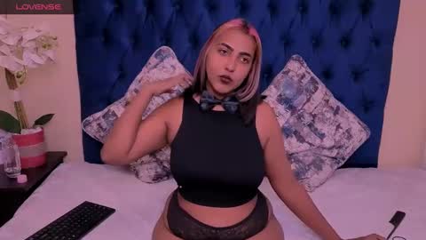 Mishka online show from October 2025 04:18:01 PM