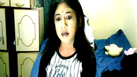 Snapshot of indianpleasures21 chatting on June 2026 06:20:01 PM indianpleasures21 online show from June 2026 06:20:01 PM