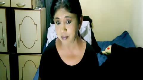 Snapshot of indianpleasures21 chatting on July 2026 06:30:02 AM indianpleasures21 online show from July 2026 06:30:02 AM