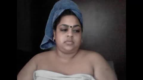 indianpooja1027 online show from May 2026 08:00:01 AM