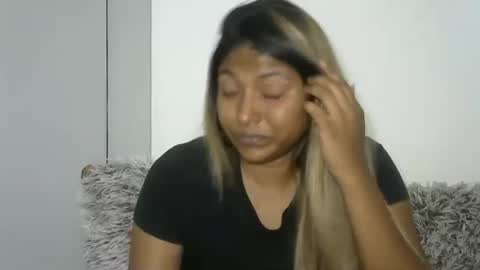 indianqtpie6 online show from October 2025 06:19:02 PM