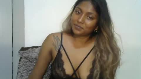 indianqtpie6 online show from February 2026 06:52:01 AM