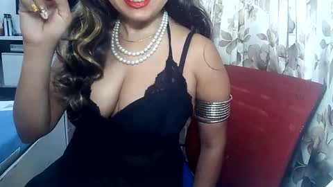 Snapshot of indianrads9 chatting on January 2025 06:12:01 AM Radha online show from January 2025 06:12:01 AM