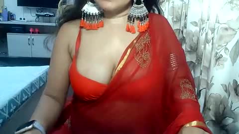 Snapshot of indianrads9 chatting on February 2025 06:06:01 PM Radha online show from February 2025 06:06:01 PM