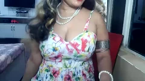 Snapshot of indianrads9 chatting on February 2025 05:26:01 PM Radha online show from February 2025 05:26:01 PM